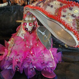 MARY FRANCES WHITE LEATHER BAG WITH BEADED AND RUFFLED EMBELLISHMENT